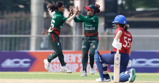 থাইল্যান্ডকে উড়িয়ে চ্যাম্পিয়নের মতোই শুরু বাংলাদেশের