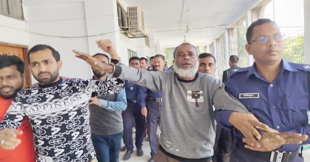 খালেদা জিয়ার মুক্তির দাবিতে আদালতে আসামিদের স্লোগান