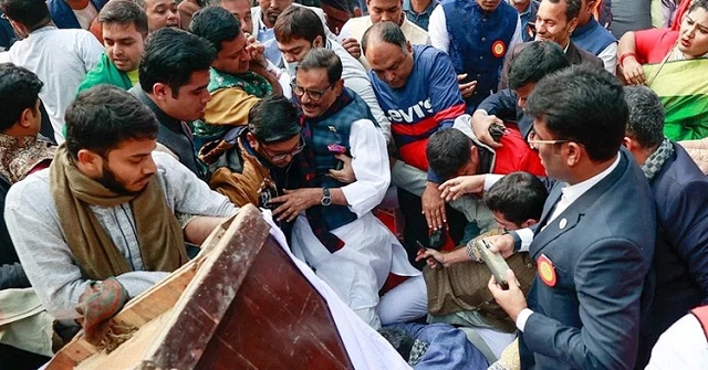 মঞ্চ ভেঙে পড়ার ঘটনায় ছাত্রলীগের দুঃখ প্রকাশ