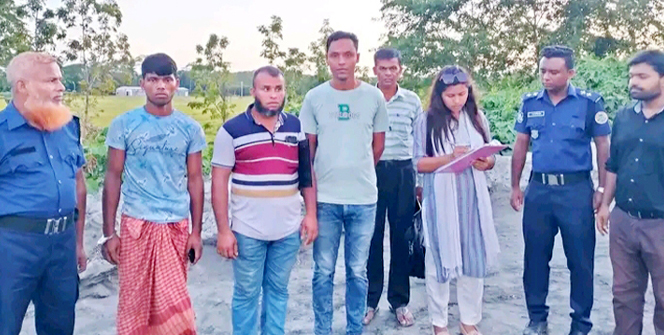সুগন্ধা নদীতে অবৈধভাবে বালু উত্তোলন, ৬ লাখ টাকা জরিমানা