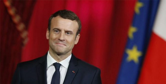 ভোলায় লকডাউন দেখতে ভিড়, সামাল দিতে প্রশাসনের নাভিশ্বাস