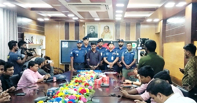 ভোলায় ১০ হাজার ইয়াবাসহ মাদকবিক্রেতা গ্রেপ্তার