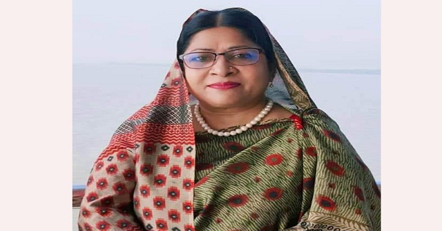  উপকূলে নারী শিক্ষা বিস্তারে ’জয়িতা’ সন্মাননা পেলেন অধ্যক্ষ ফাতেমা আক্তার 