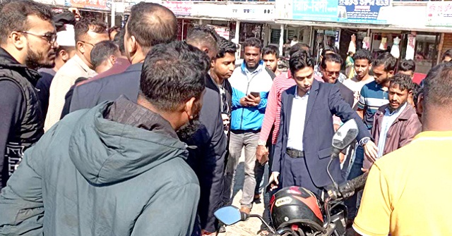 আমতলীতে স্বতন্ত্র প্রার্থীর সমর্থকদের  ৪০ হাজার টাকা জরিমানা
