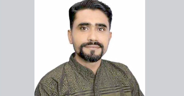 ইউপি চেয়ারম্যান-সচিবের বিরুদ্ধে ছিনতাইয়ের মামলা