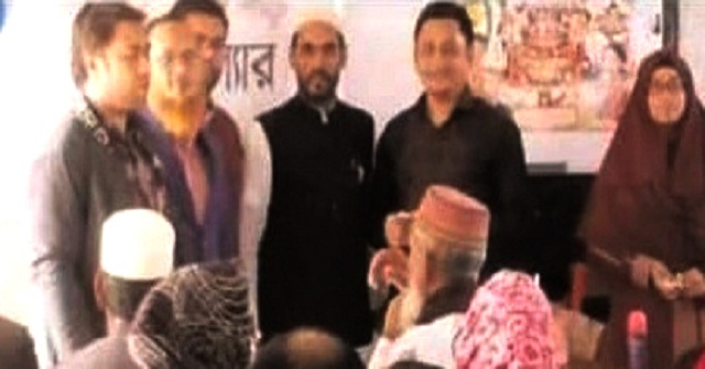 দুমকিতে প্রশিক্ষণে শিক্ষিকা গানে ও শিক্ষক জন্মদিনে ব্যস্ত!