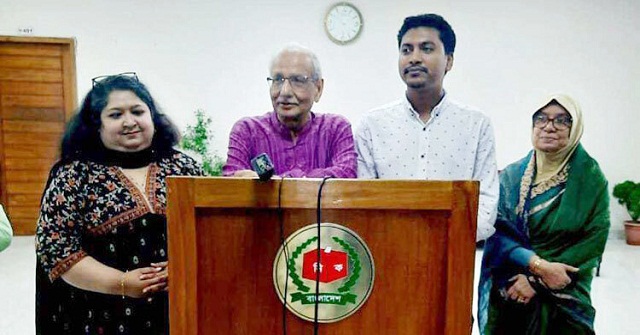  রাজনৈতিক দলগুলোর সঙ্গে মতবিনিময়ের প্রয়োজন নেই: বদিউল আলম