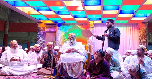 ‘যার নেক আমল যত বেশি হবে আল্লাহ তায়ালার কাছে তার সম্মান ও মর্যাদা তত বেশি হবে’