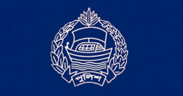 বরিশালে বিভিন্ন দাবিতে শিক্ষকদের বিক্ষোভ