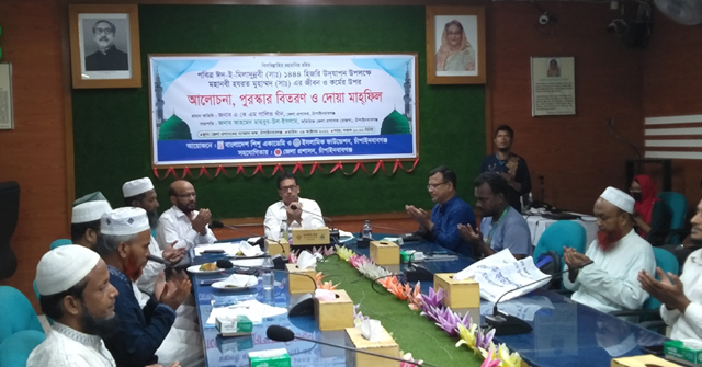 বরিশালে তরমুজ ব্যবসায়ীদের প্রকাশ্যে ডাকাতি