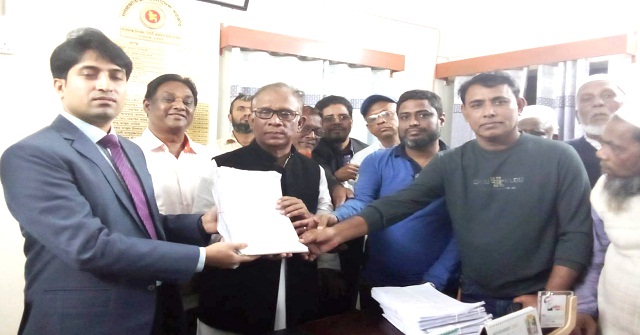 বাকেরগঞ্জে উৎসবমুখর পরিবেশে ৭ প্রার্থীর মনোনয়নপত্র দাখিল 