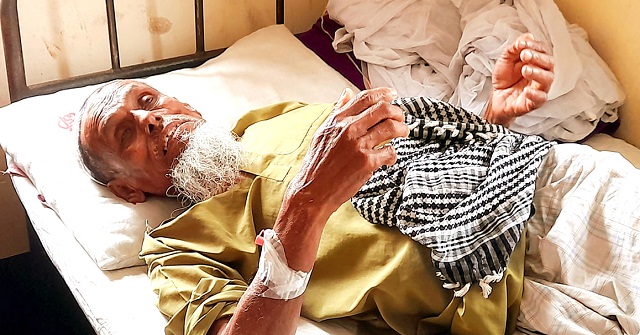  রাজাপুরে বাশঁ চুরির অপবাদ দিয়ে বৃদ্ধের উপর হামলা, নারীসহ আহত ৫