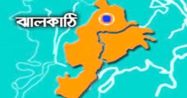 ঝালকাঠিতে ইলিশ রক্ষা অভিযানে জেলেদের হামলায় ৯ জন আহত