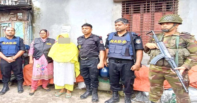 বরিশালে যৌথ বাহিনীর অভিযান, নারী মাদক ব্যবসায়ী আটক