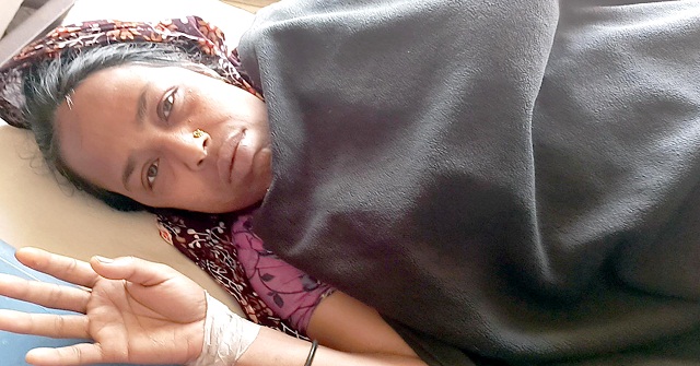 মঠবাড়িয়ায় নারীকে মারধর করে চুল কেঁটে দেয়ার চেষ্টা