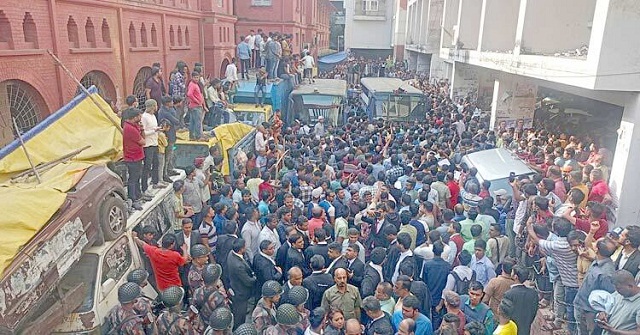 আইনজীবী সাইফুল হত্যাকাণ্ডে জড়িত সন্দেহে ৬ জনসহ গ্রেফতার ২৭